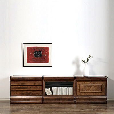 Модульный шкаф для книг низкий. Пример №13 - Bjorkkvist , фото